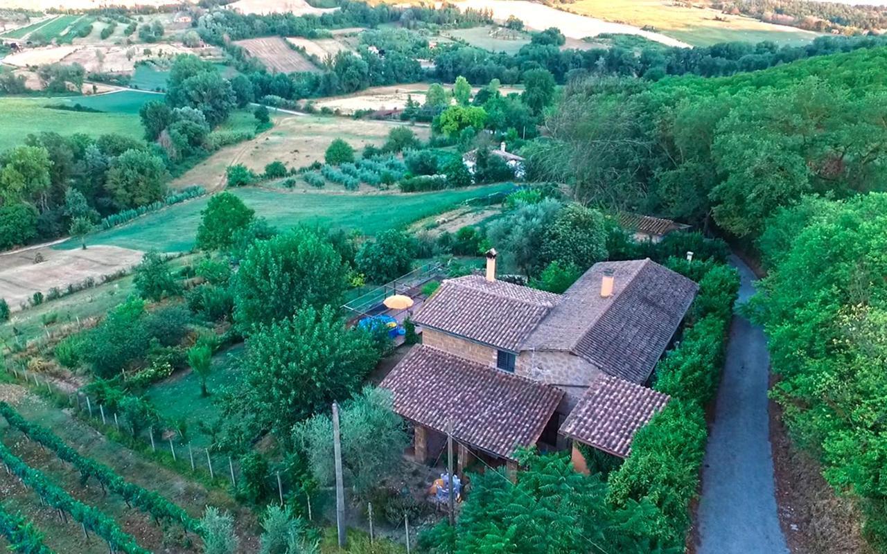 Casale San Pietro Bed & Breakfast Otricoli Dış mekan fotoğraf
