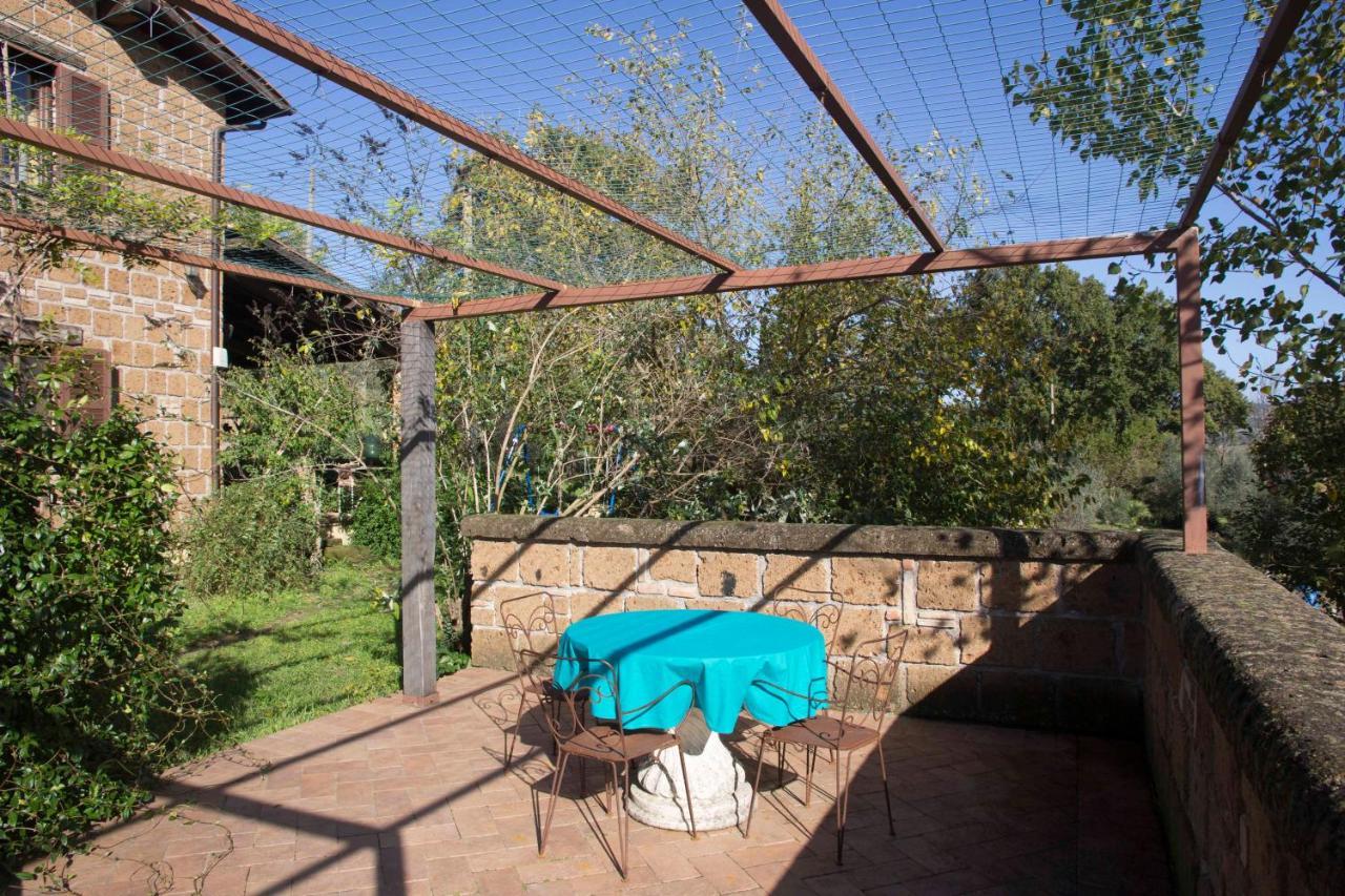 Casale San Pietro Bed & Breakfast Otricoli Dış mekan fotoğraf