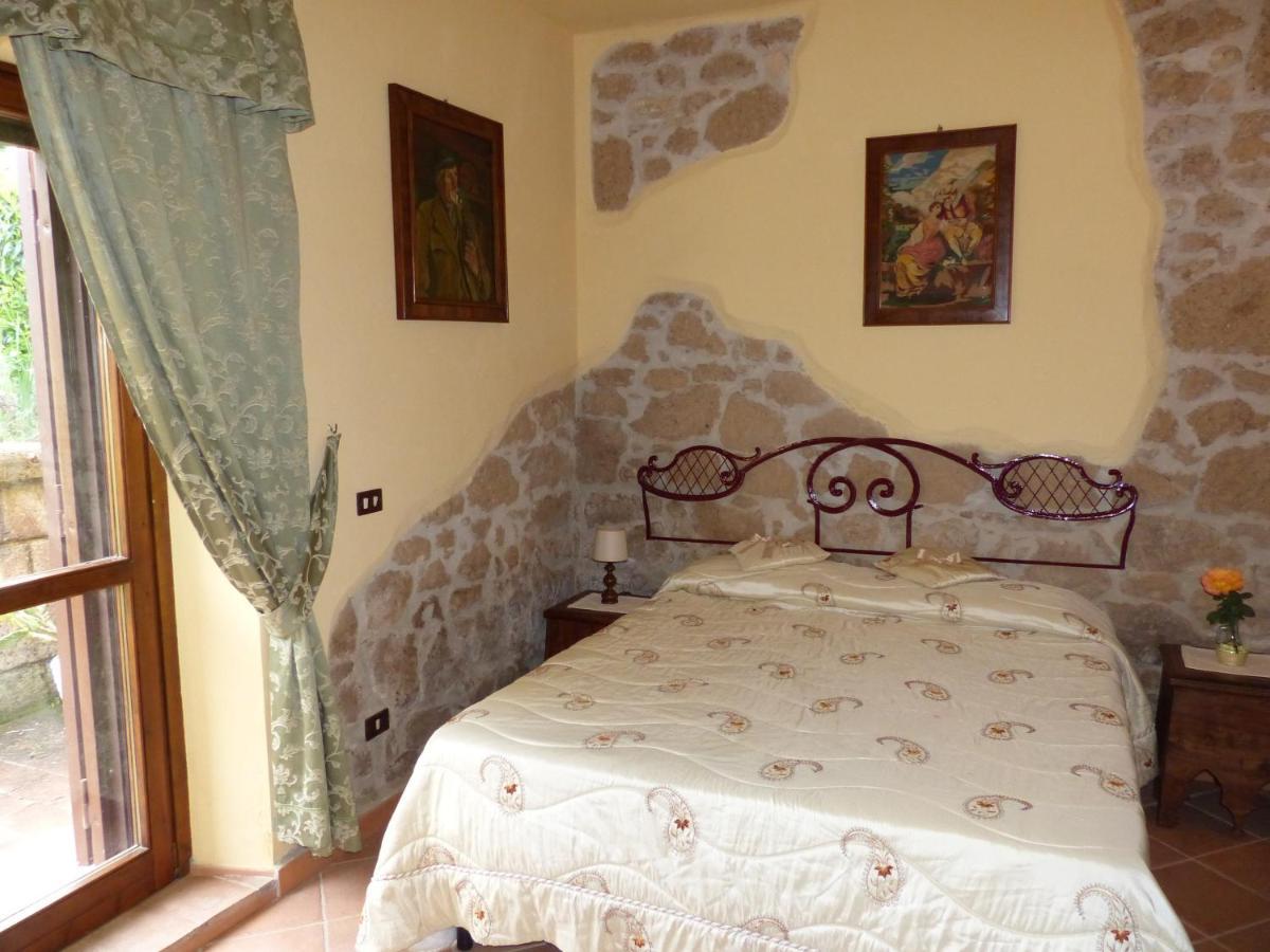 Casale San Pietro Bed & Breakfast Otricoli Dış mekan fotoğraf